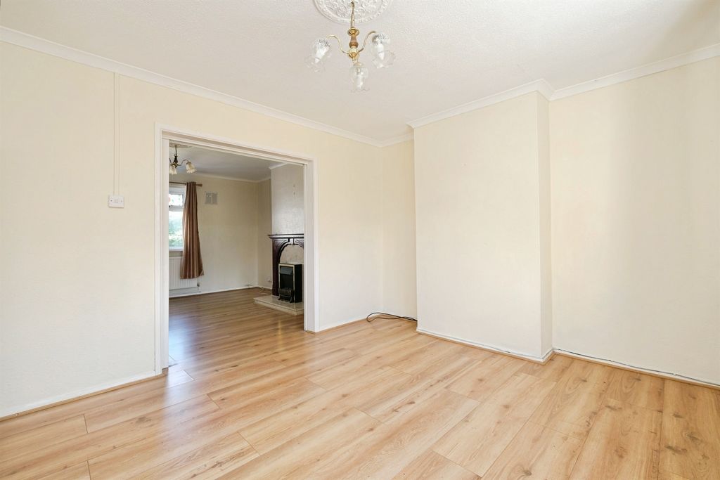 Property photo 3 of 30