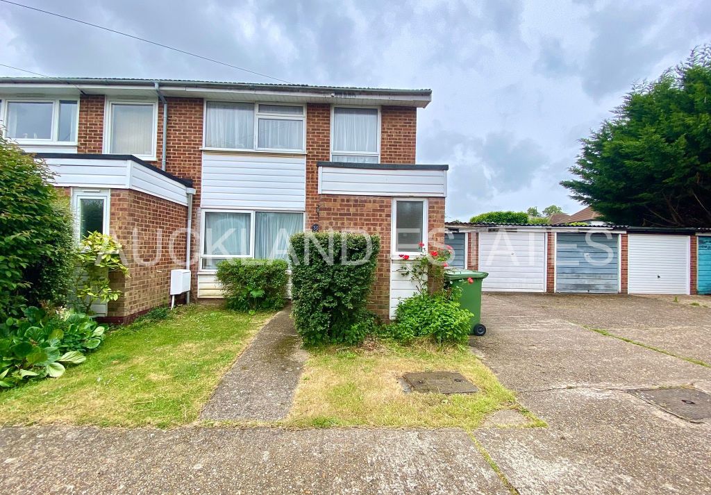 Property photo 1 of 17 4