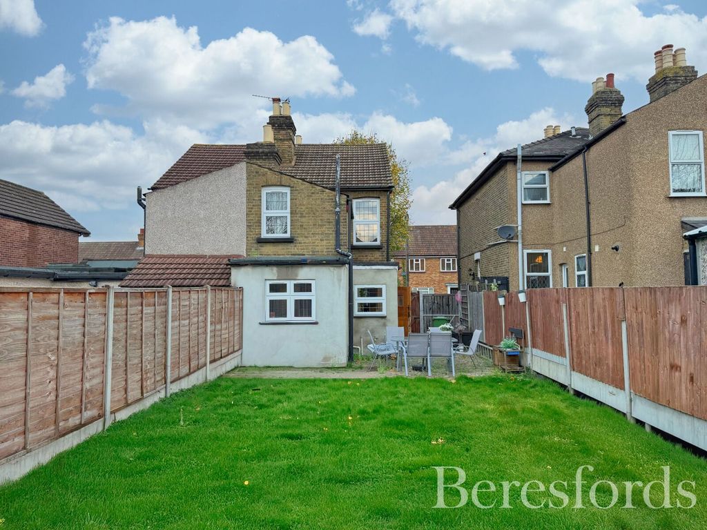 Property photo 2 of 14 Picture No. 02
