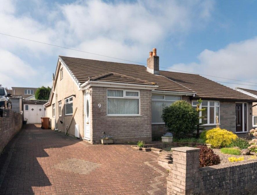 Property photo 1 of 13