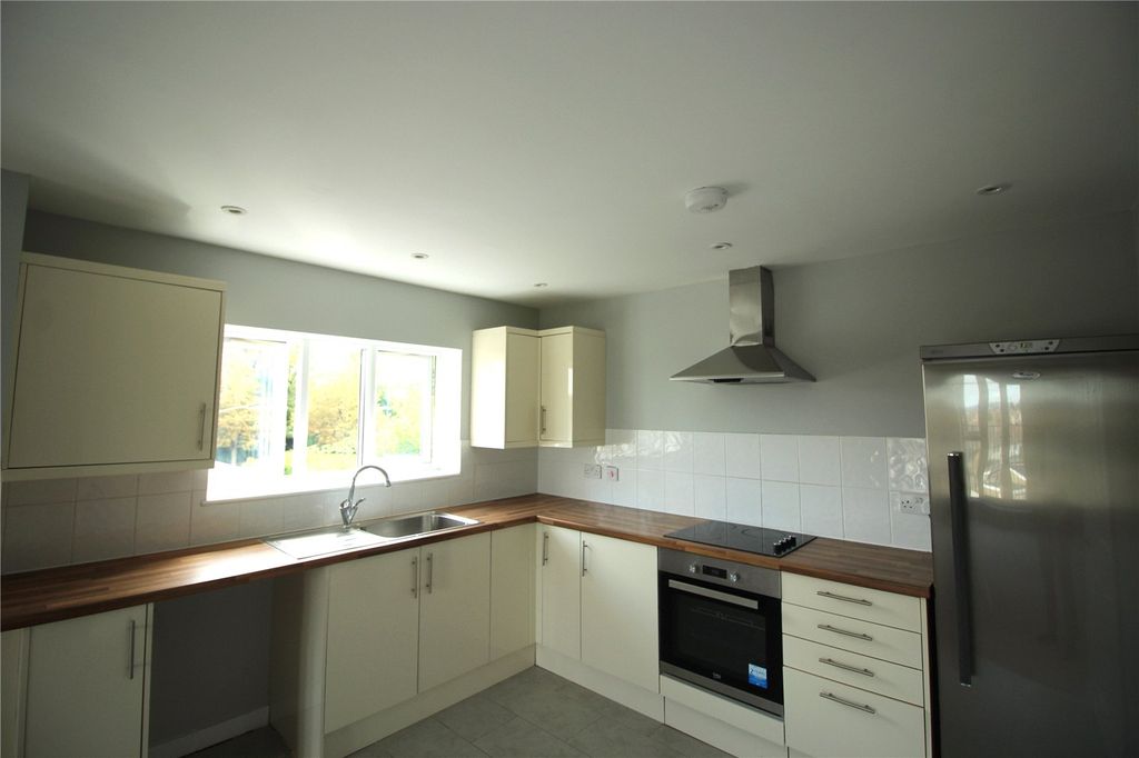 Property photo 2 of 6 Picture No. 05