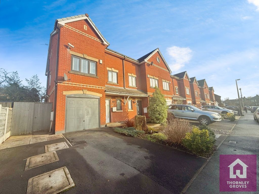 Property photo 1 of 29 Picture No. 17