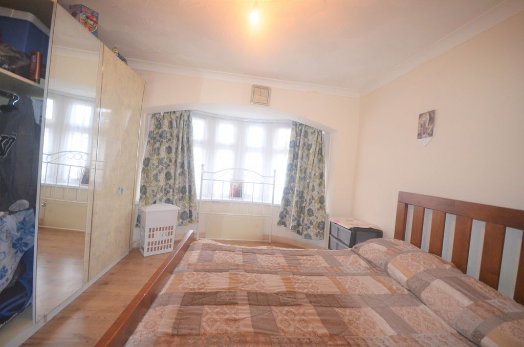Property photo 3 of 9 Gallery