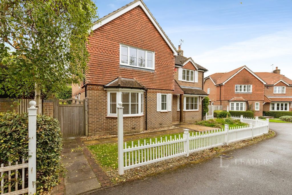 Property photo 1 of 24 Pbox-Img.Jpg