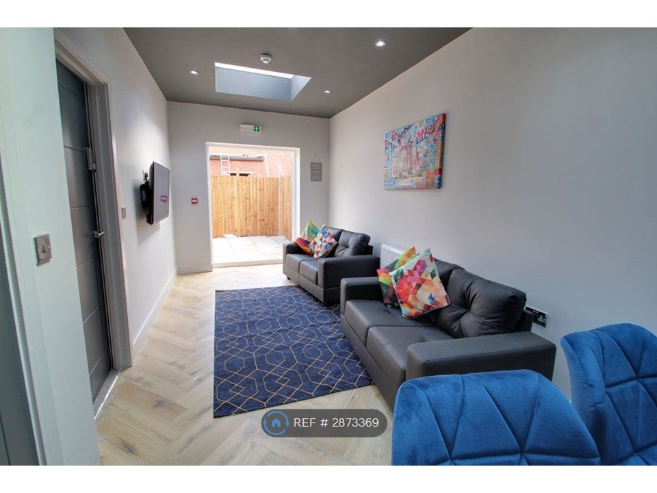 Property photo 3 of 7