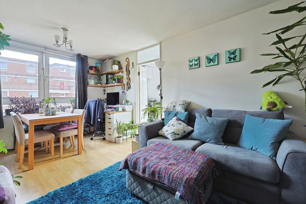 Property photo 3 of 13 Pbox-Img.Jpg