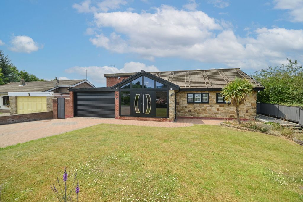 Property photo 1 of 38