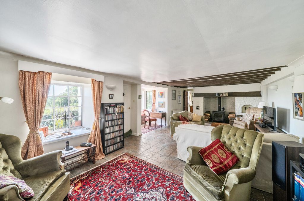 Property photo 3 of 51 1482723-31-6A3Eae...