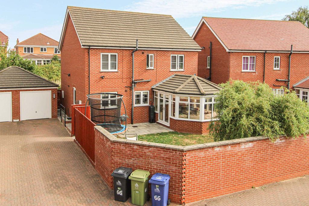 Property photo 2 of 18