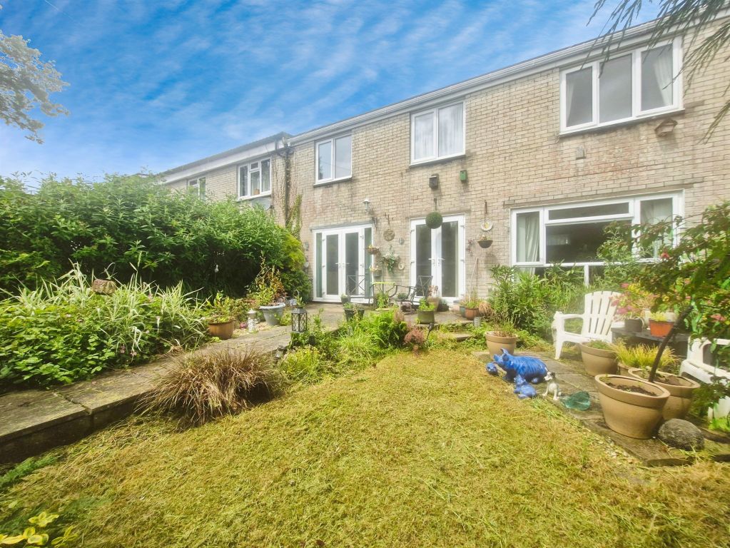 Property photo 1 of 31