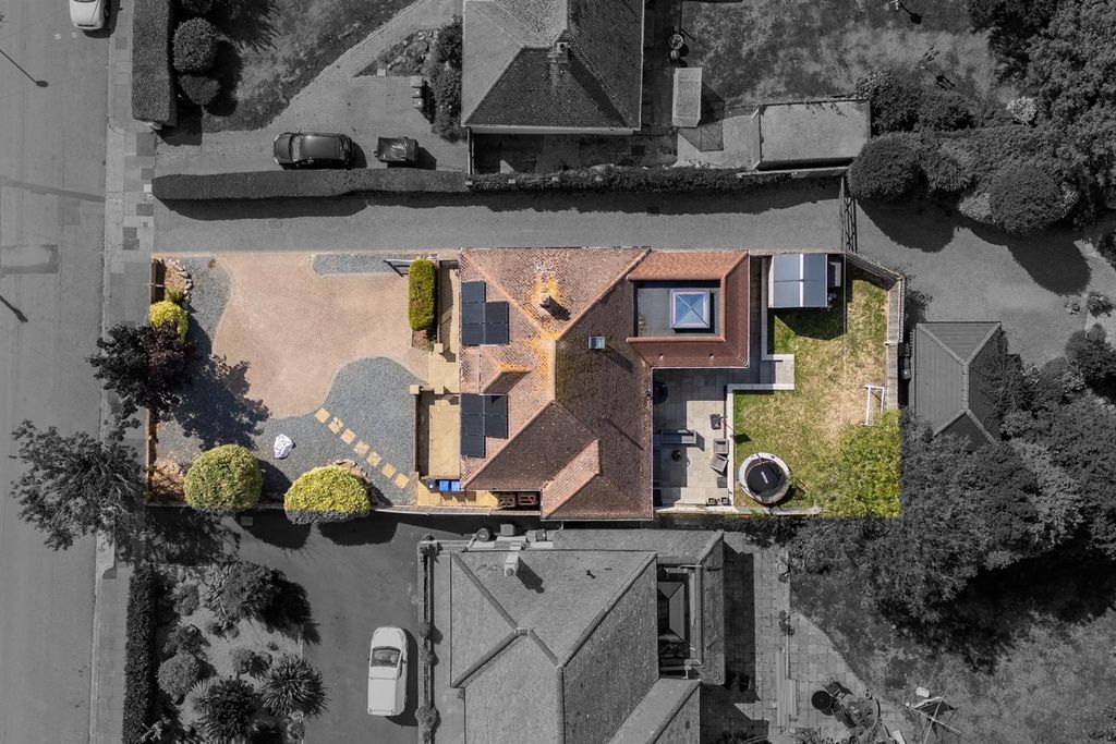 Property photo 1 of 25 12 Woodland Avenue Final-6.Jpg