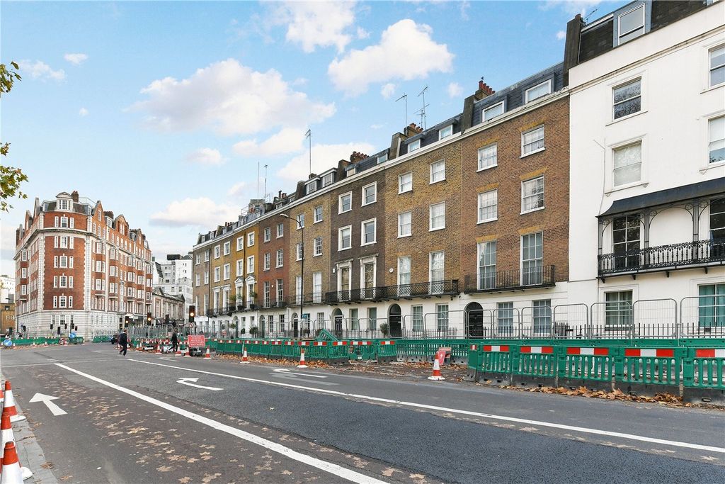 Property photo 3 of 13 4659545