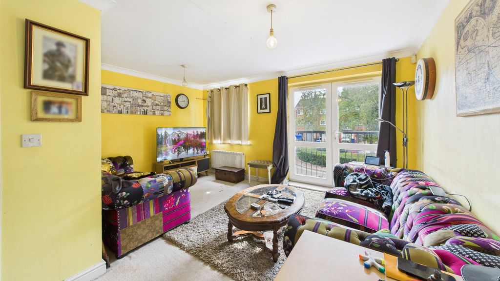 Property photo 2 of 26 4463005