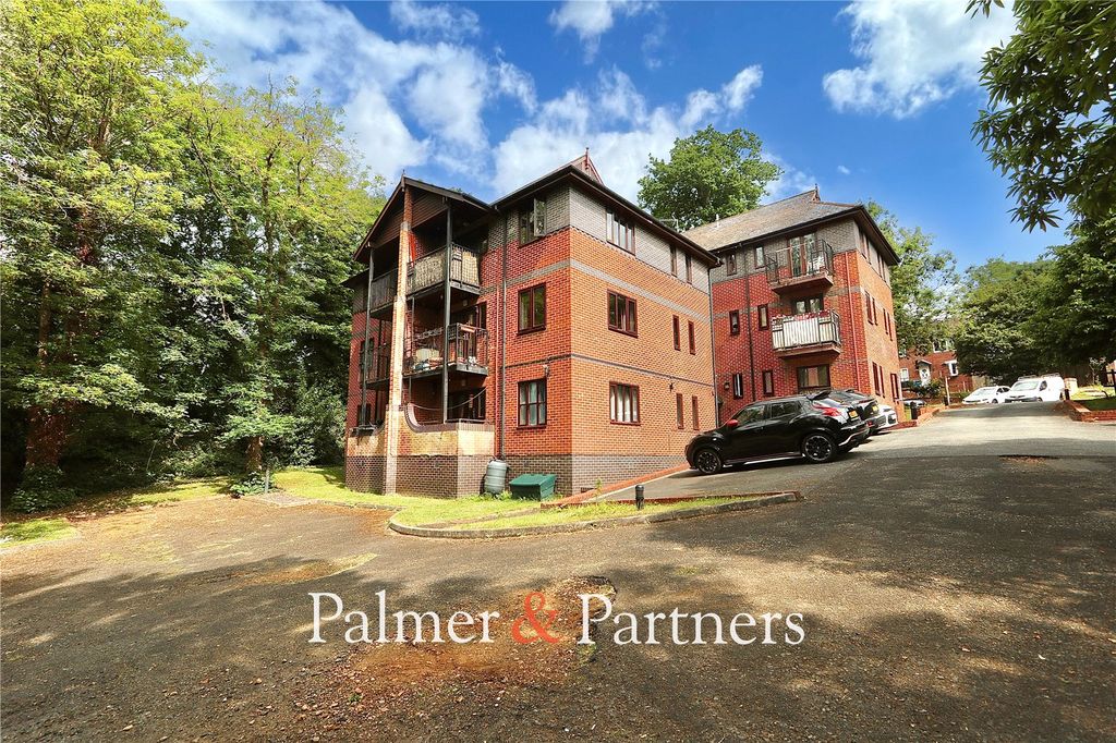 Property photo 1 of 12 Picture No. 22
