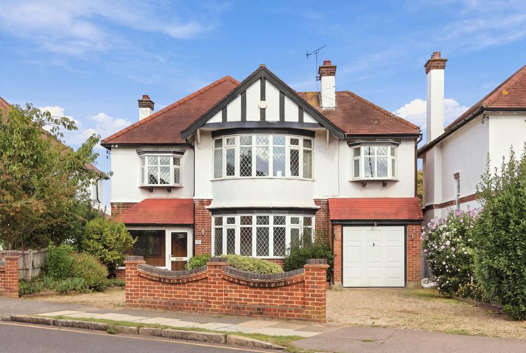 Property photo 1 of 34