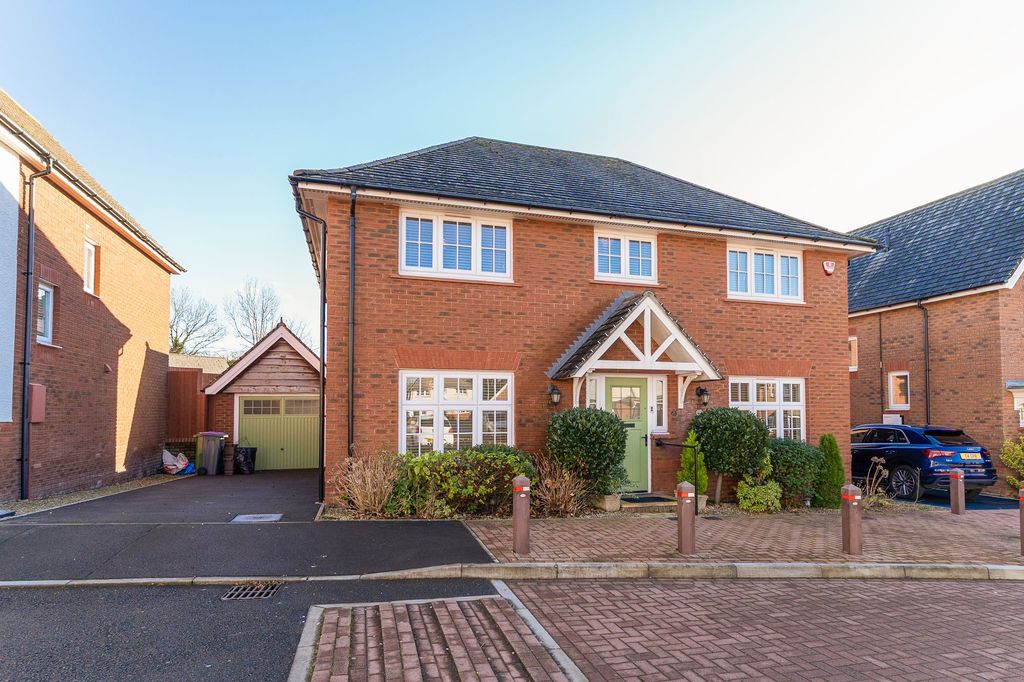 Property photo 1 of 26