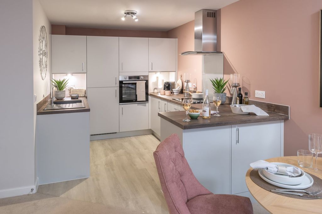 Property photo 2 of 11