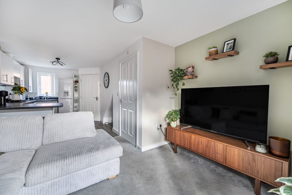 Property photo 1 of 12 1346769-13-68Bb1B85236Bb