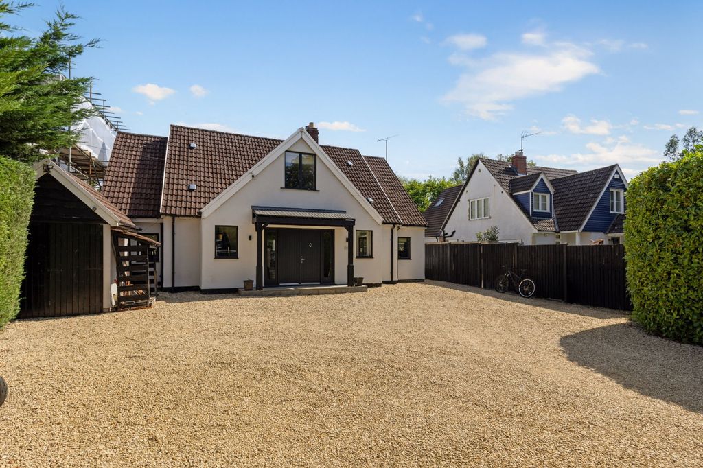 Property photo 1 of 17 Ashbrook