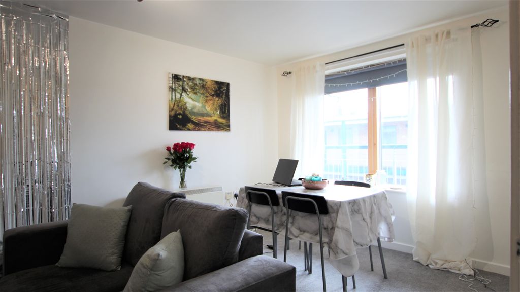 Property photo 1 of 17 Img_4669A