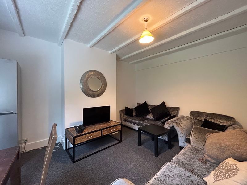 Property photo 2 of 13 Photo 21