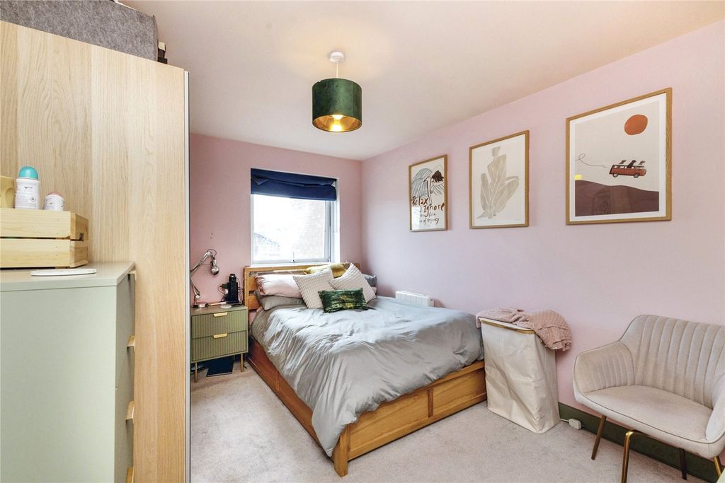 Property photo 3 of 13 Picture No. 30