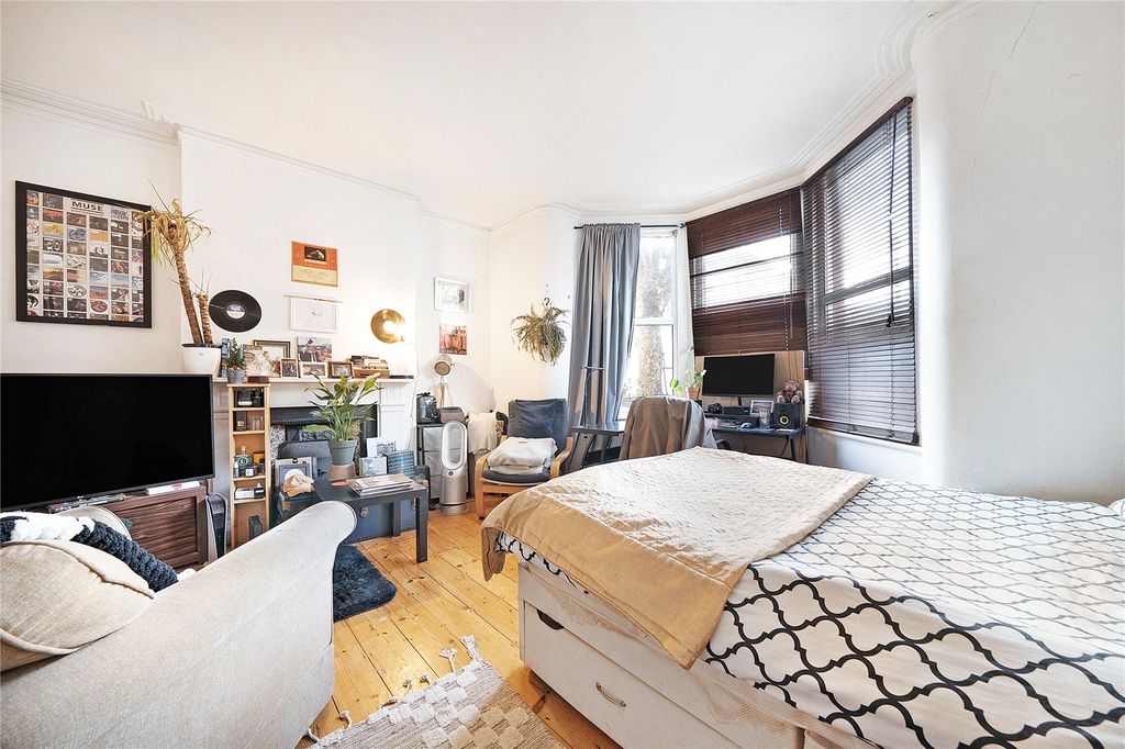 Property photo 2 of 11 Picture No. 06