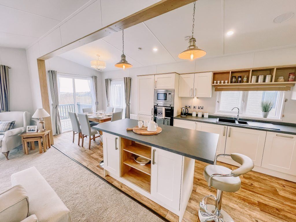 Property photo 1 of 7 Sunseeker Sensation 2025 Vs116696 127320658.Jpeg