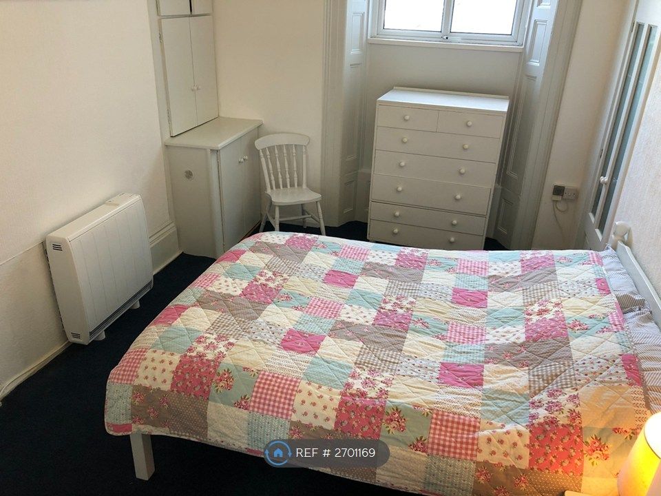 Property photo 3 of 4