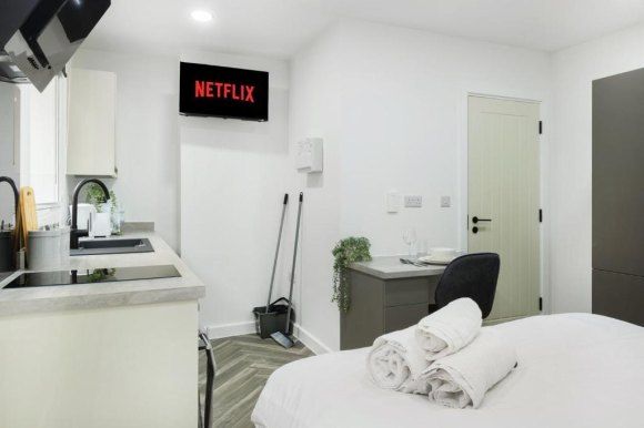 Property photo 2 of 19 9524966.Jpg