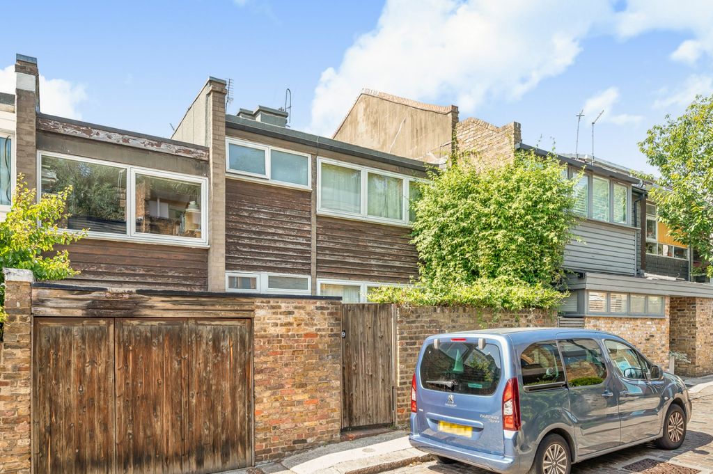Property photo 1 of 15
