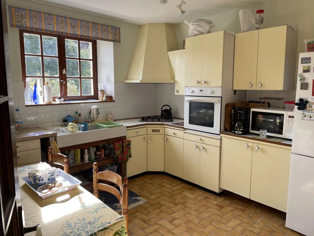 Property photo 3 of 15