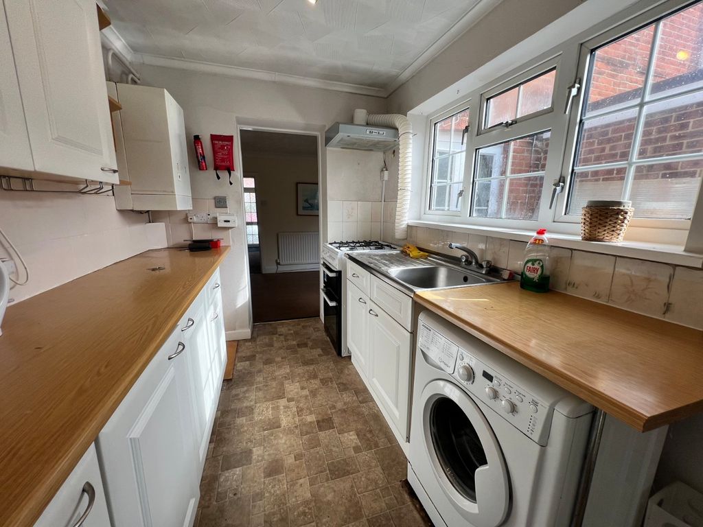 Property photo 2 of 8 Picture No. 04