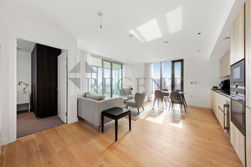 Property photo 2 of 17 Open Plan