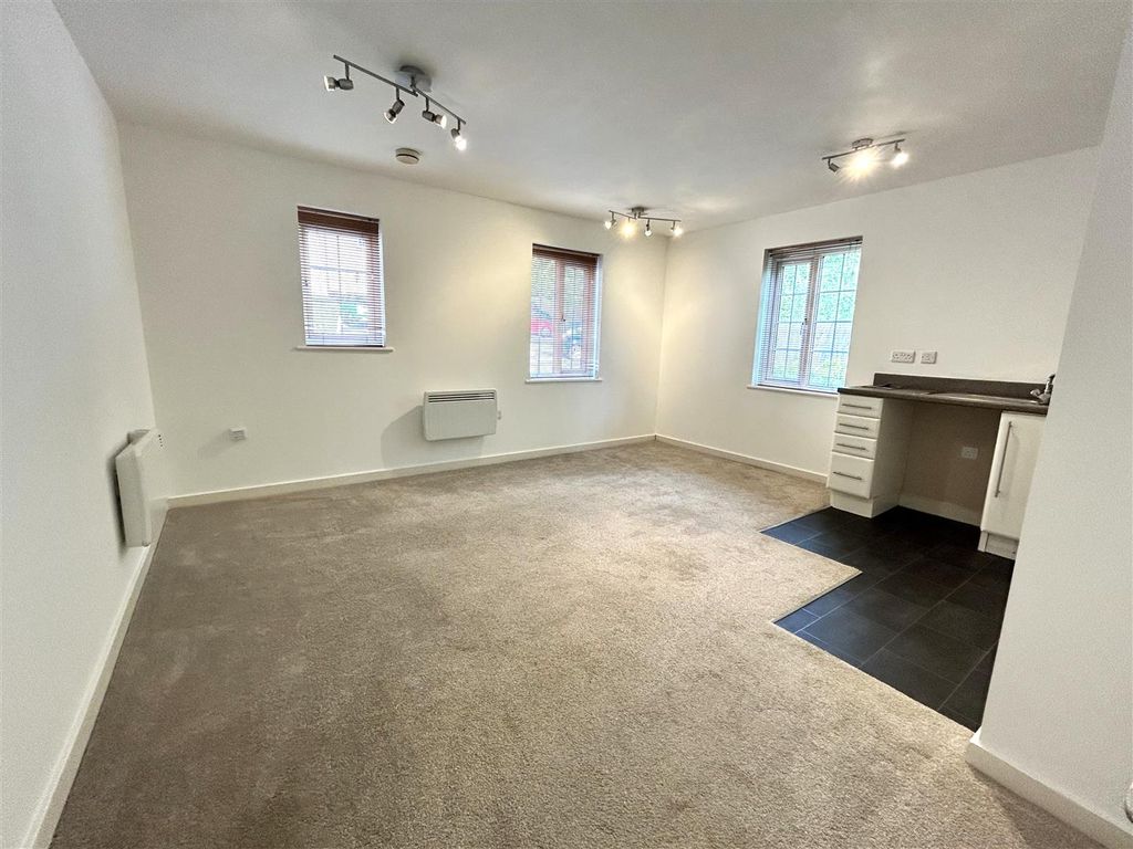 Property photo 2 of 10 Img_8818.Jpeg