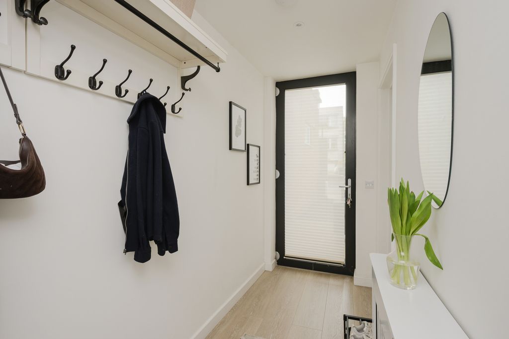 Property photo 2 of 8 Picture No. 01