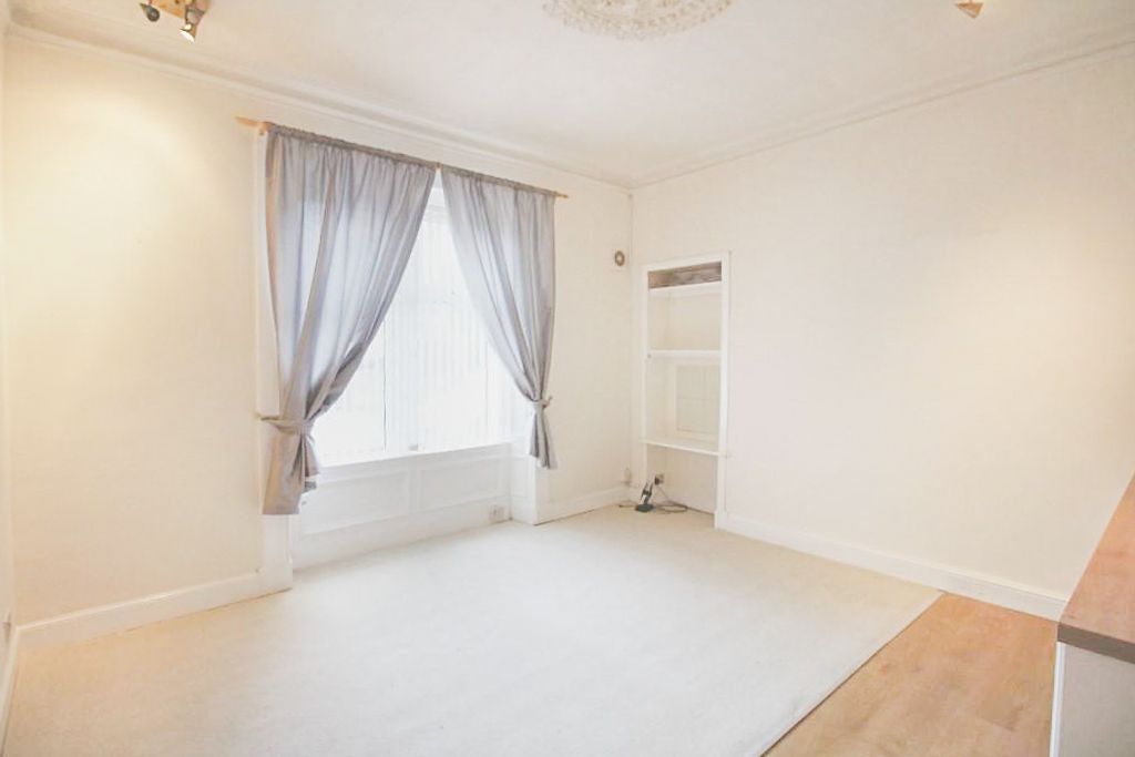 Property photo 3 of 7 481Dce18437c21B4Bfa69A39Bcfa6F3E