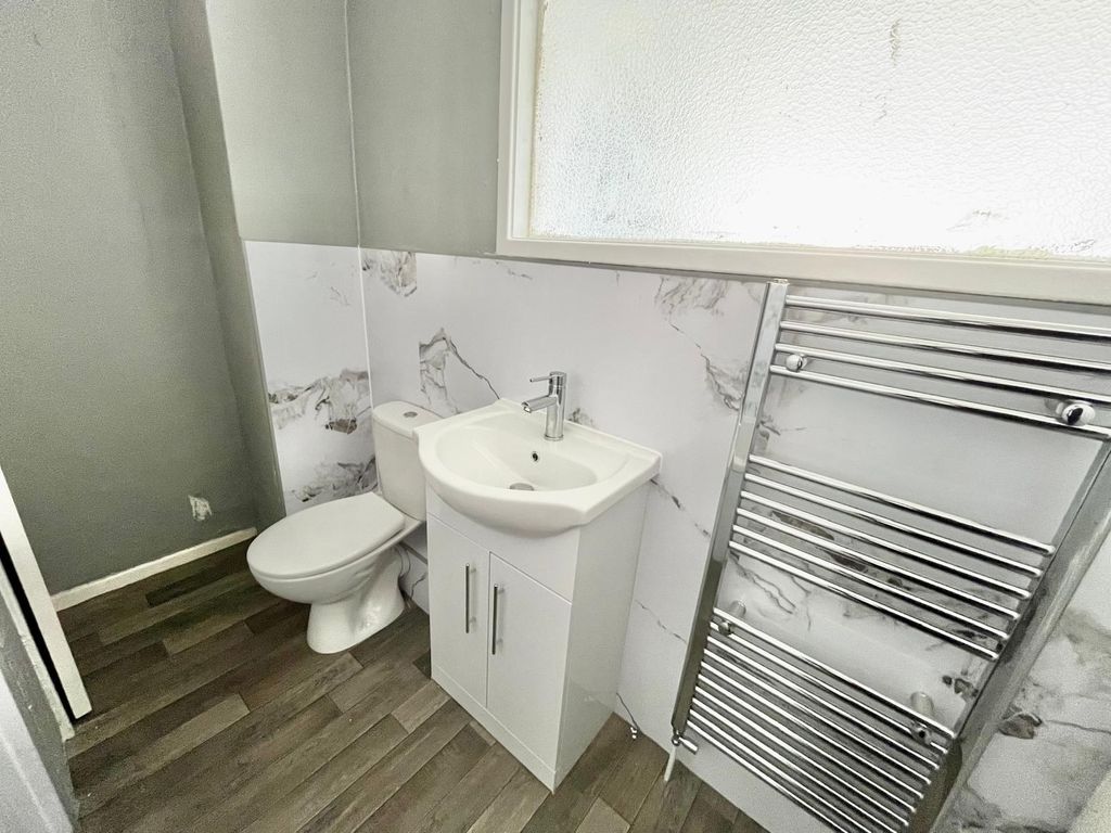 Property photo 3 of 10 555-Hr-3.Jpg