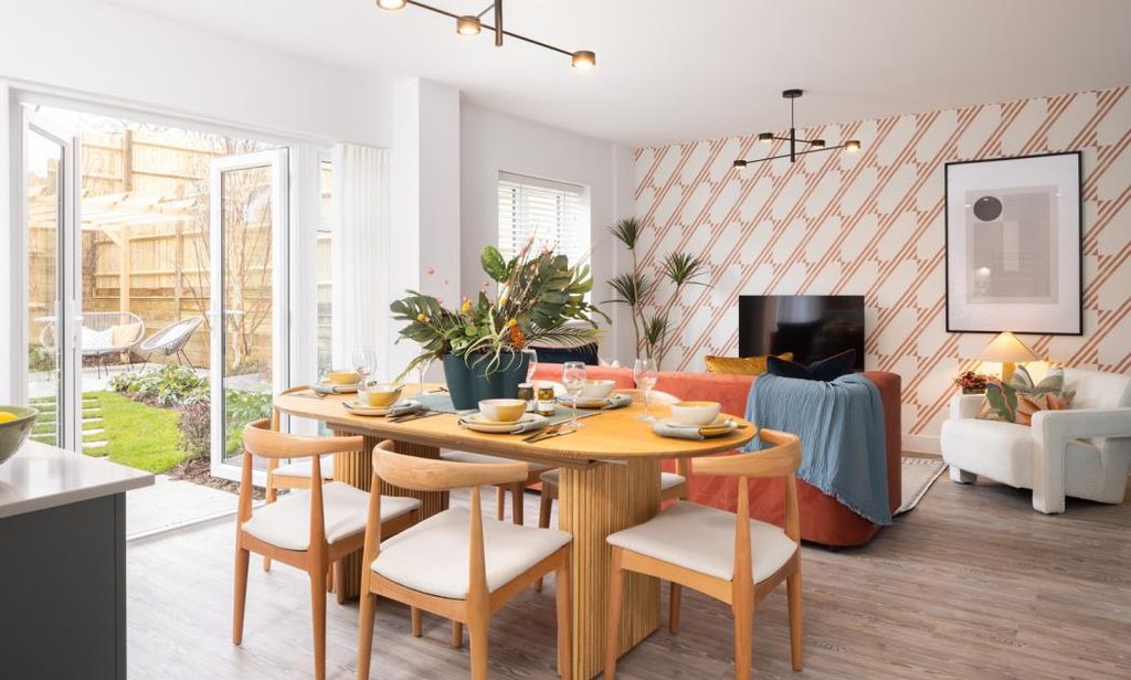 Property photo 3 of 8 Dandara - Zoopla -