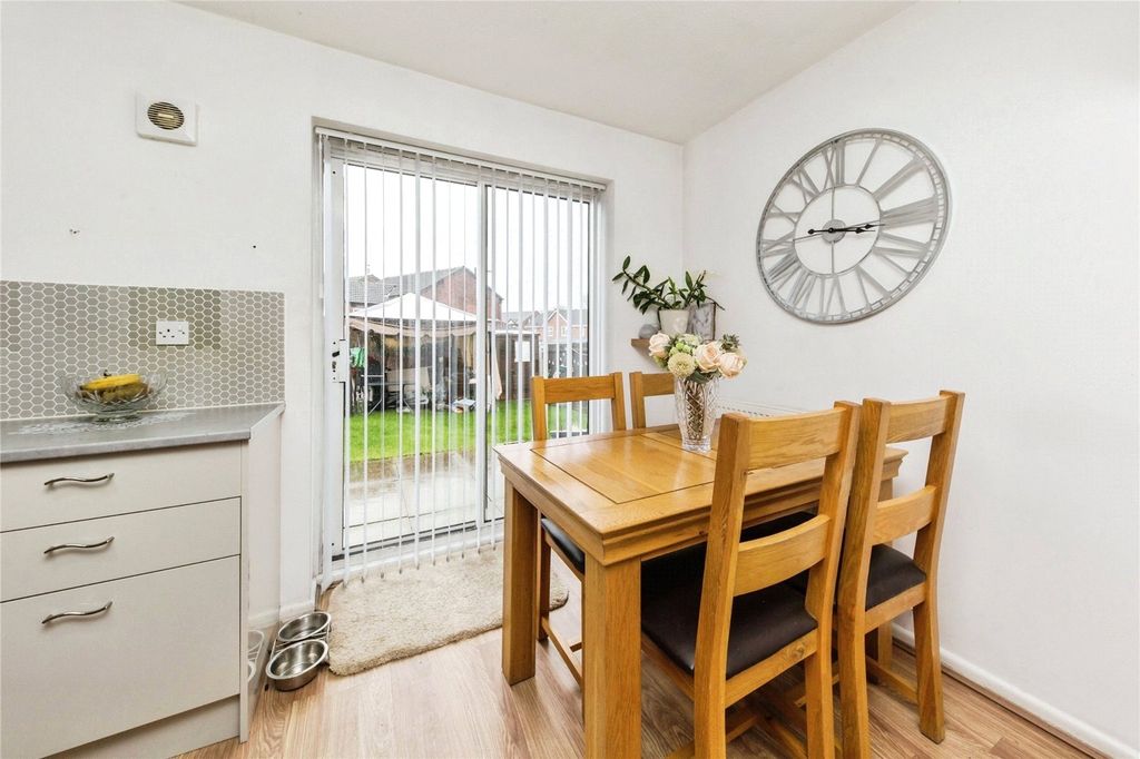 Property photo 2 of 16 Picture No. 02