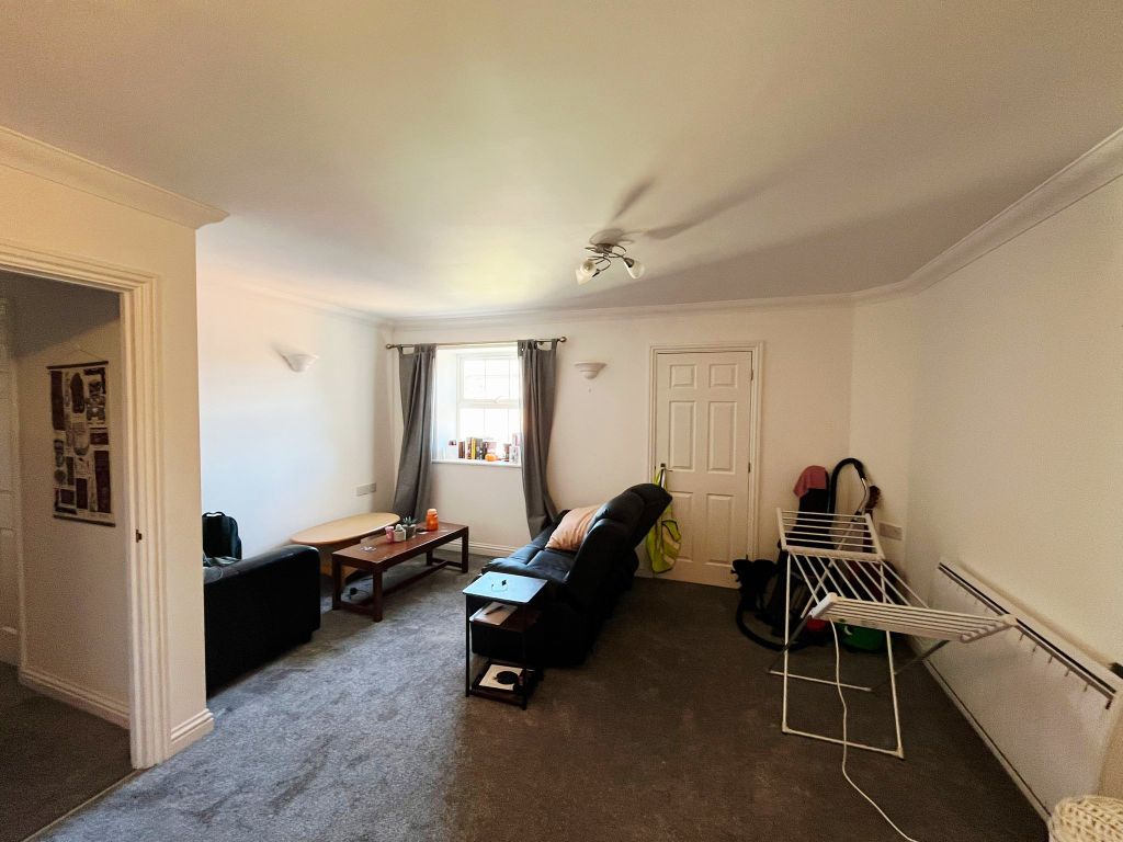 Property photo 3 of 7 Front