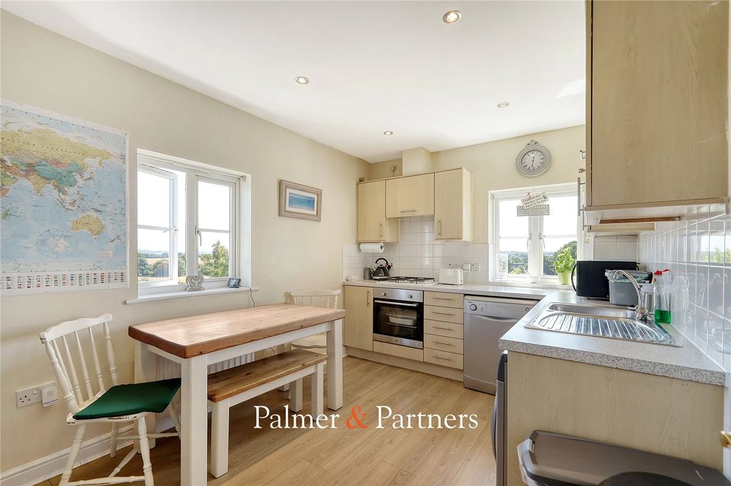 Property photo 2 of 16 Picture No. 06