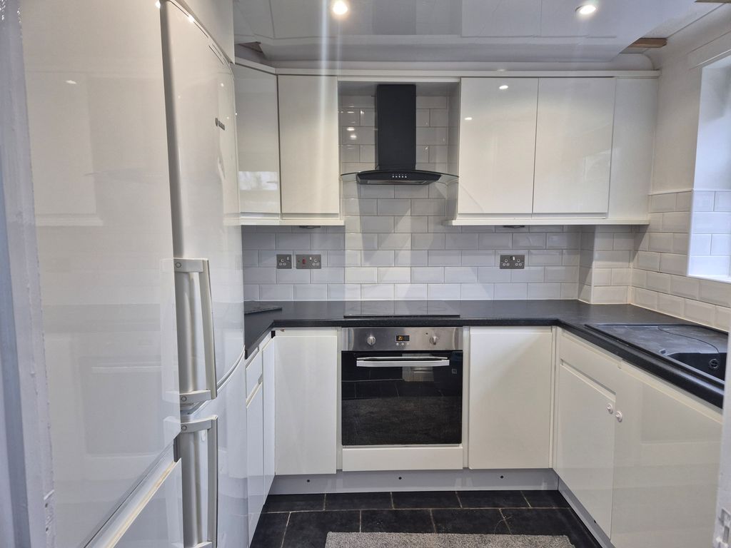 Property photo 2 of 13 Exterior