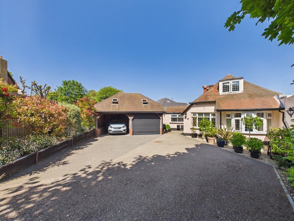 Property photo 1 of 25