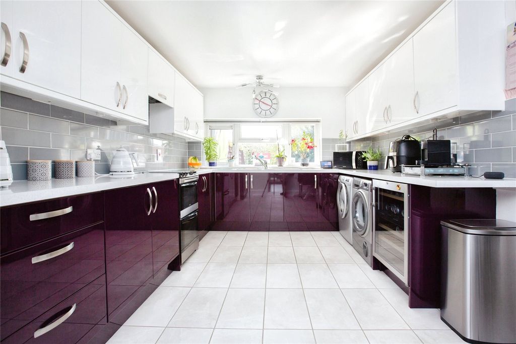 Property photo 3 of 15 Photography