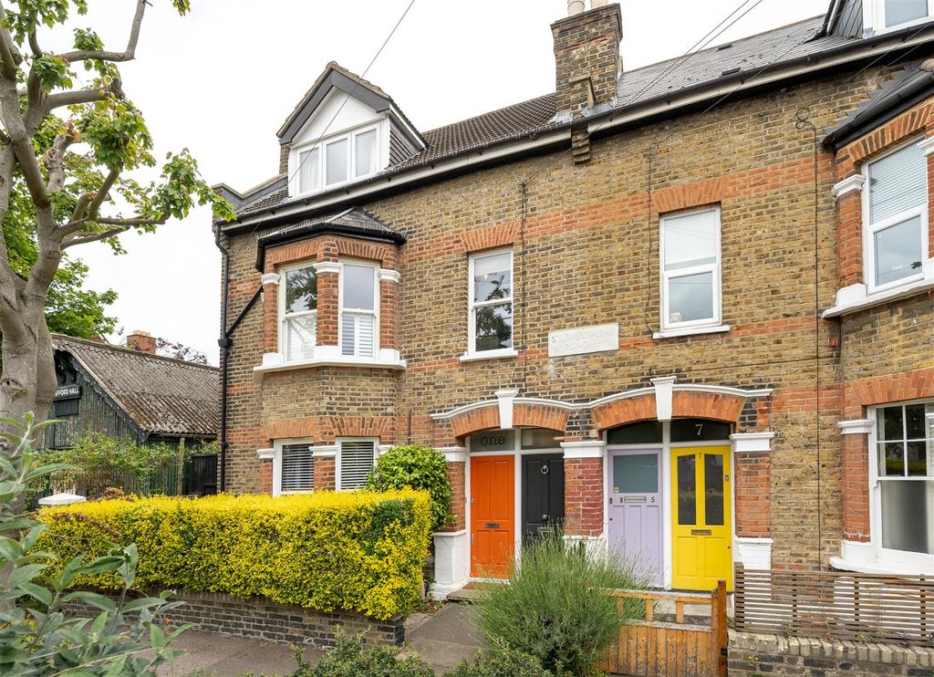 Property photo 1 of 43 St Barnabas Road, E17