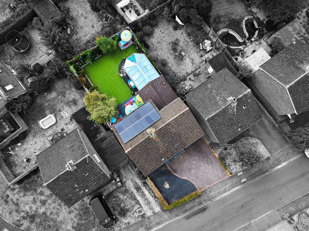 Property photo 2 of 23