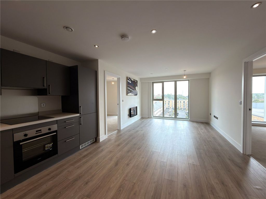 Property photo 2 of 11 Picture No. 08