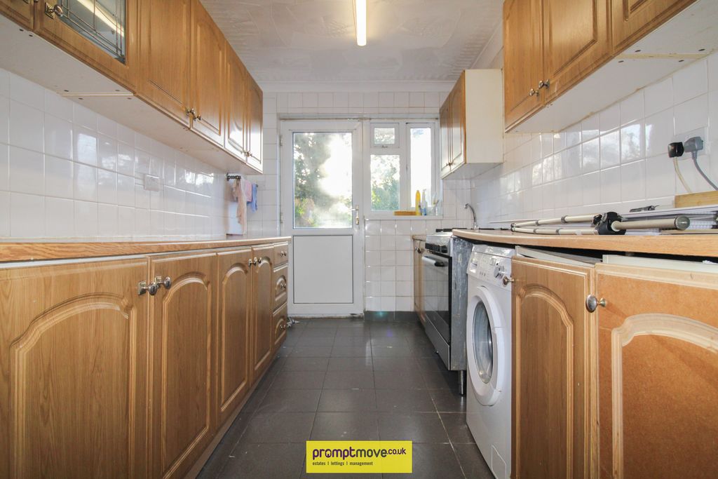 Property photo 3 of 12 Na