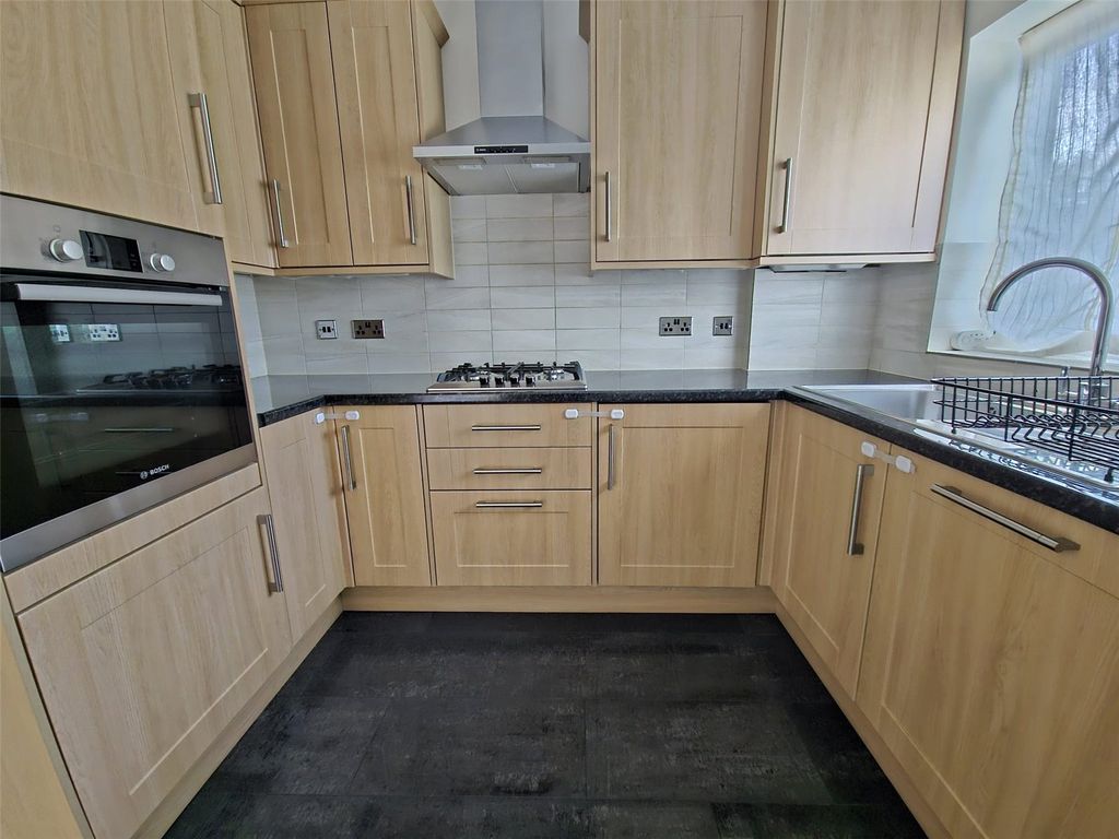 Property photo 2 of 13 Picture No. 02